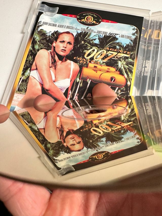 DVD James bond contra el de No