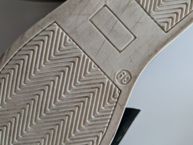 Mocassino nero senza lacci tg 39