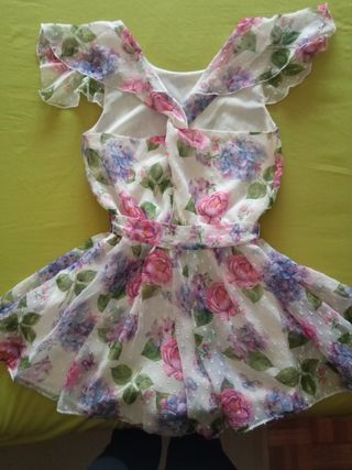 Mono de gasa niña. 152 cm. Venta en mano.