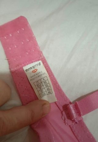 Reggiseni rosa e rosso