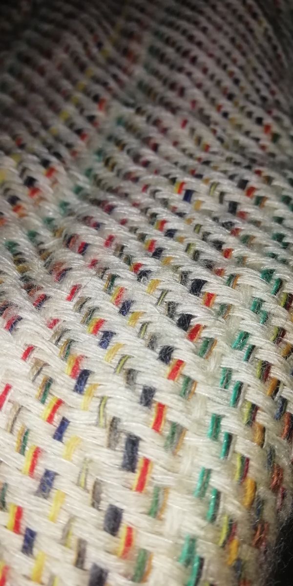 Poncho etnico pesante con frangine