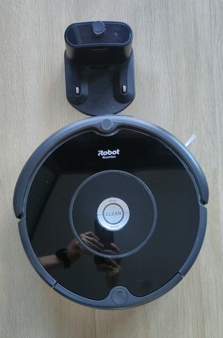 Aspirador Roomba serie 600 + regalo recambios