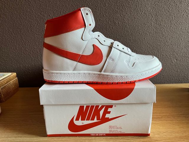 JORDAN AIR SHIP PE SP TEAM ORANGE T44