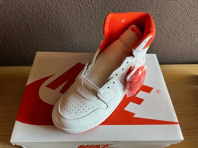 JORDAN AIR SHIP PE SP TEAM ORANGE T44