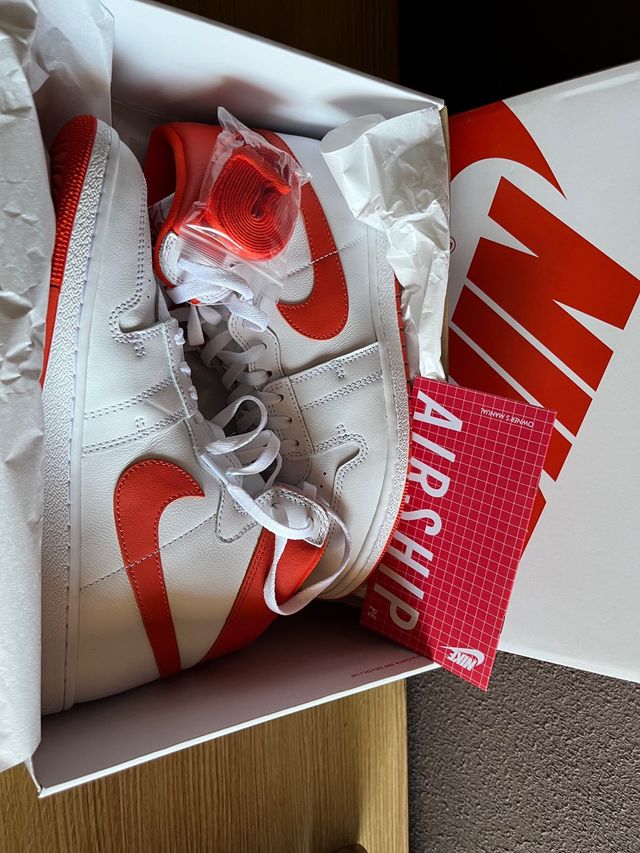 JORDAN AIR SHIP PE SP TEAM ORANGE T44