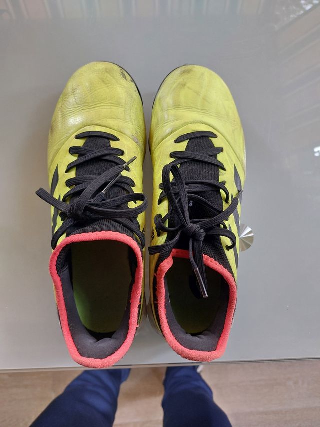 Botas Adidas Copa multitaco Niño