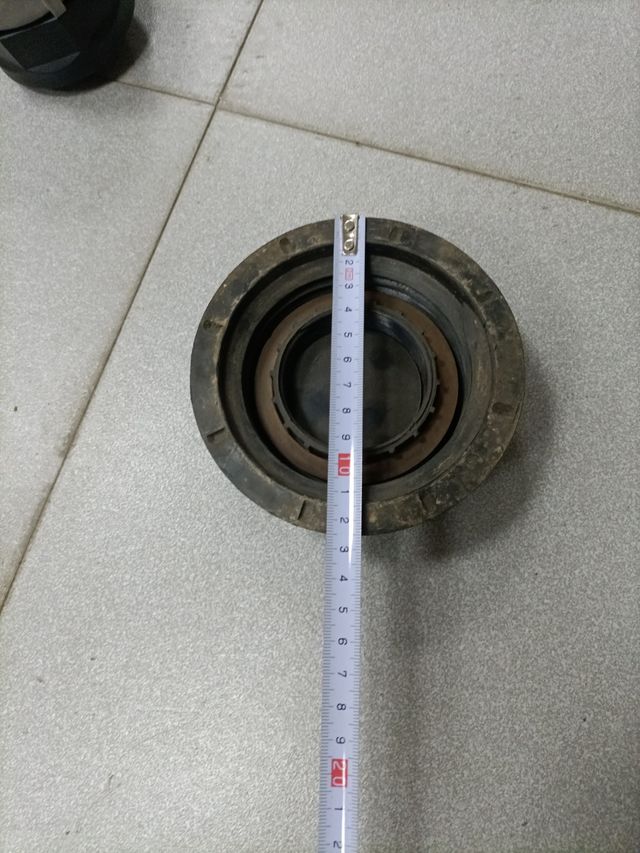 2 tapones deposito gasoil según fotos