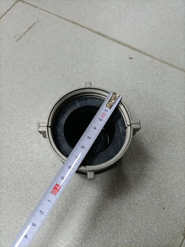 2 tapones deposito gasoil según fotos