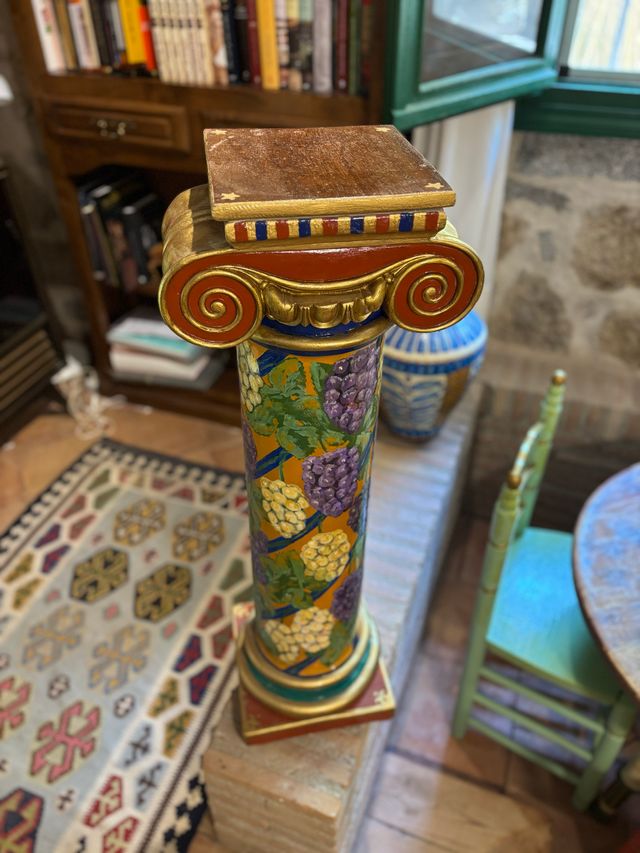 Columna jónica peana antigua hecha a mano vintage