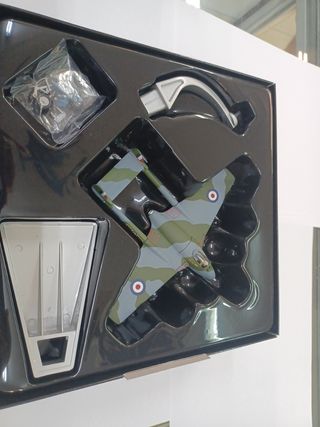 Avión metálico DH Vampire FB.9 Armour escala 1/72