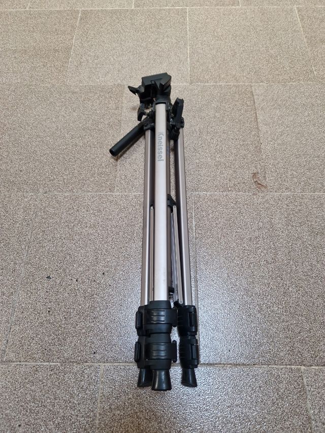 Telescopio terrestre konus