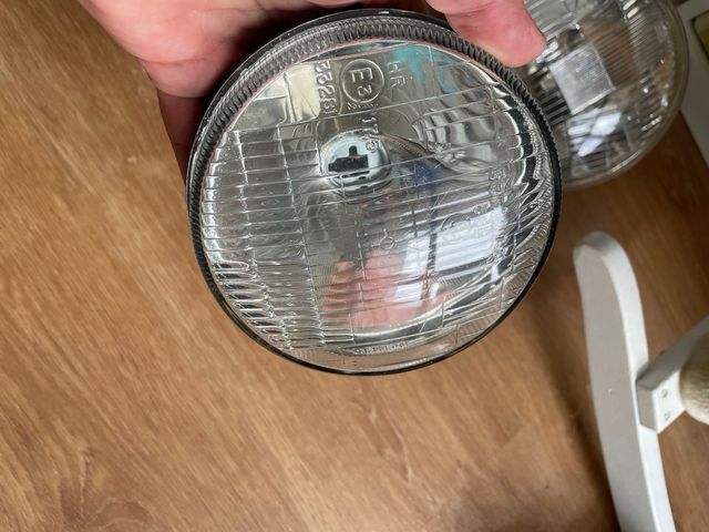 Lancia Delta Integrale farol  Carello 562