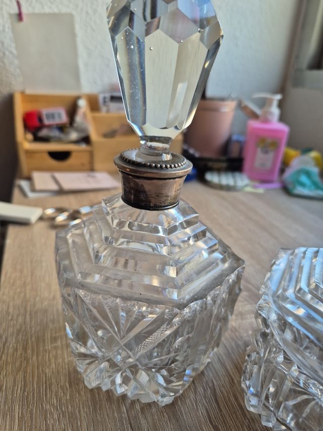 Juego antiguo de tocador