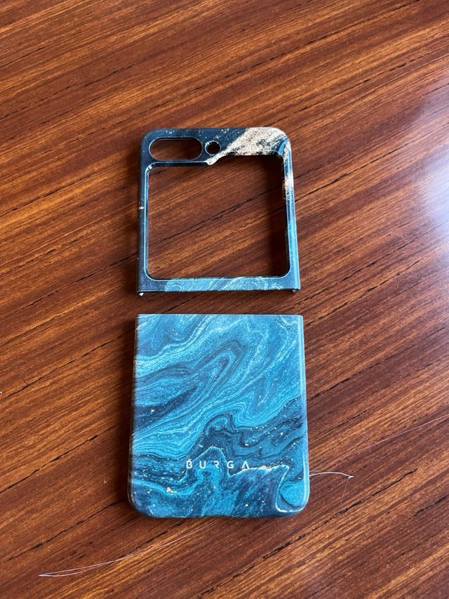 Funda Burga galaxy Z Flip5