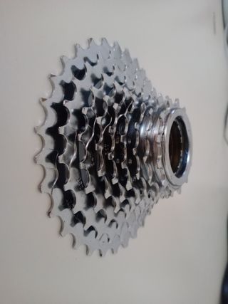 Pacco pignoni Shimano 9 velocità 13/32