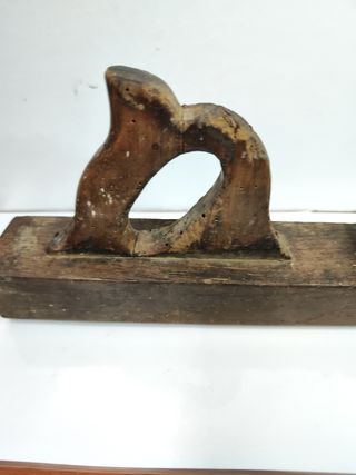 Cepillo de carpintero antiguo