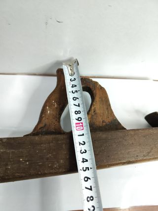 Cepillo de carpintero antiguo
