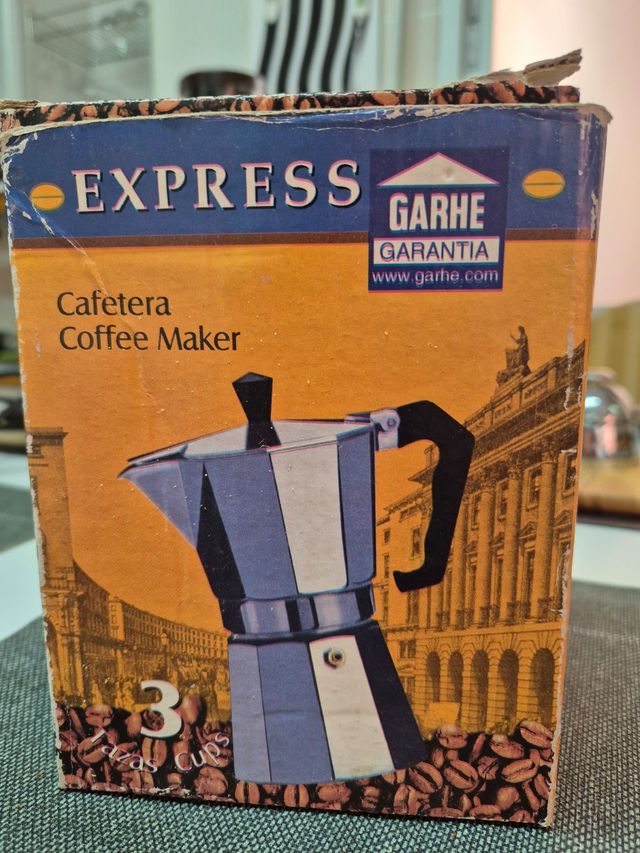 Cafetera expreso pequeña