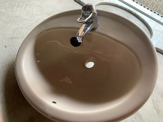 Lavabo roca modelo java con piedra marmol