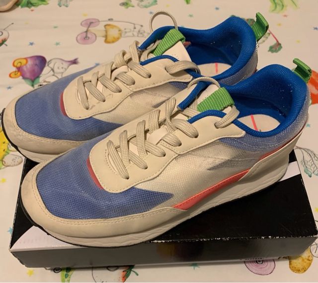 Tenis deportivos Zara kids . Talla 38