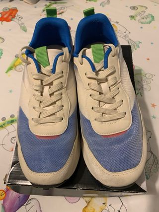 Tenis deportivos Zara kids . Talla 38