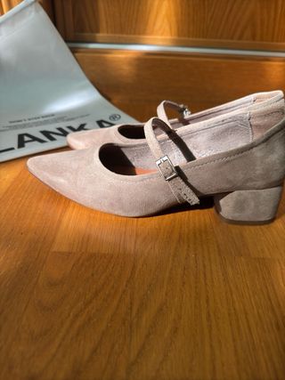 Zapatos tacon bajo