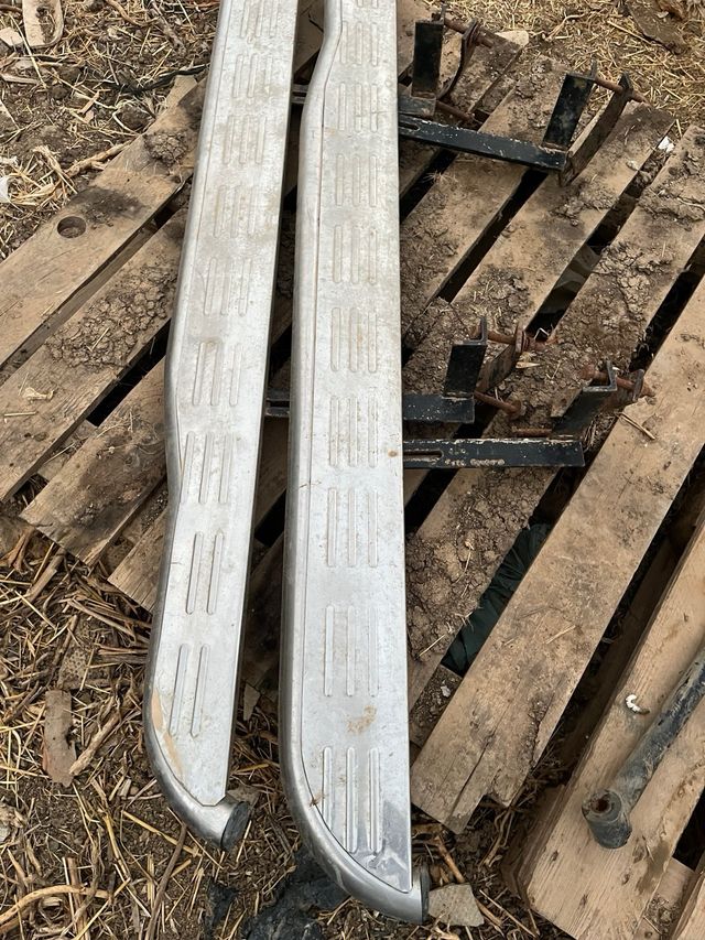 Mitsubishi, estriberas,  pajero o montero largo