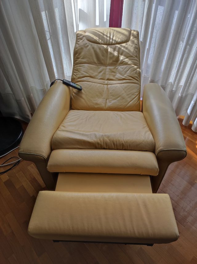 Sillón de masajes reclinable