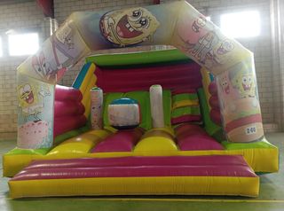 Alquiler castillo hinchable