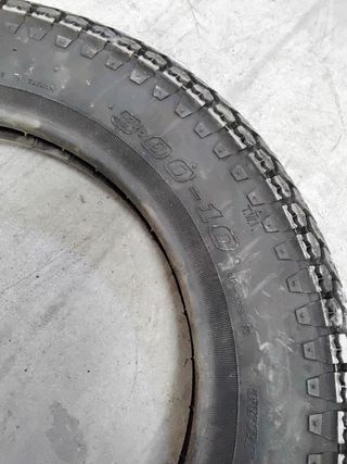 Neumático nuevo 300-10 vespa