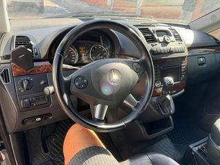 Mercedes-Benz Viano 2012