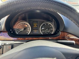 Mercedes-Benz Viano 2012