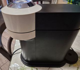 Macchina caffè Nespresso Vertuo