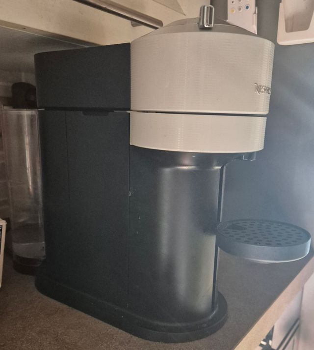 Macchina caffè Nespresso Vertuo