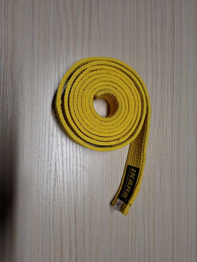 Cinturón amarillo taewondo