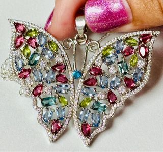 Colgante mariposa de gemas y cadena plata ley 925