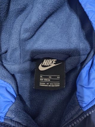 Chaqueta Nike talla XL niño