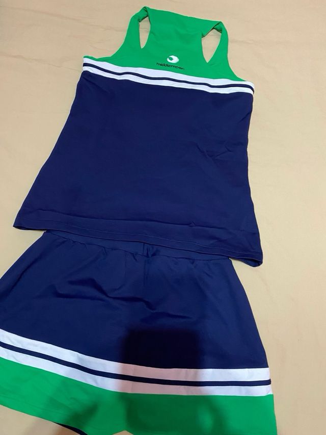 Conjunto de padel MIDDLE MOON.