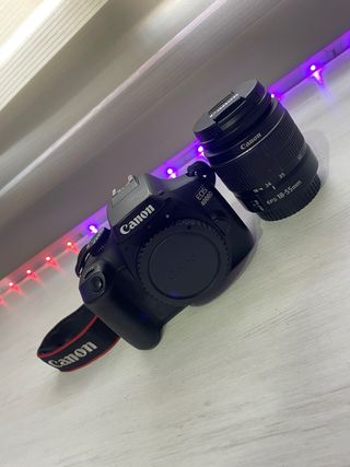 Camara Canon EOS 4000D con Objetivo 18-55mm