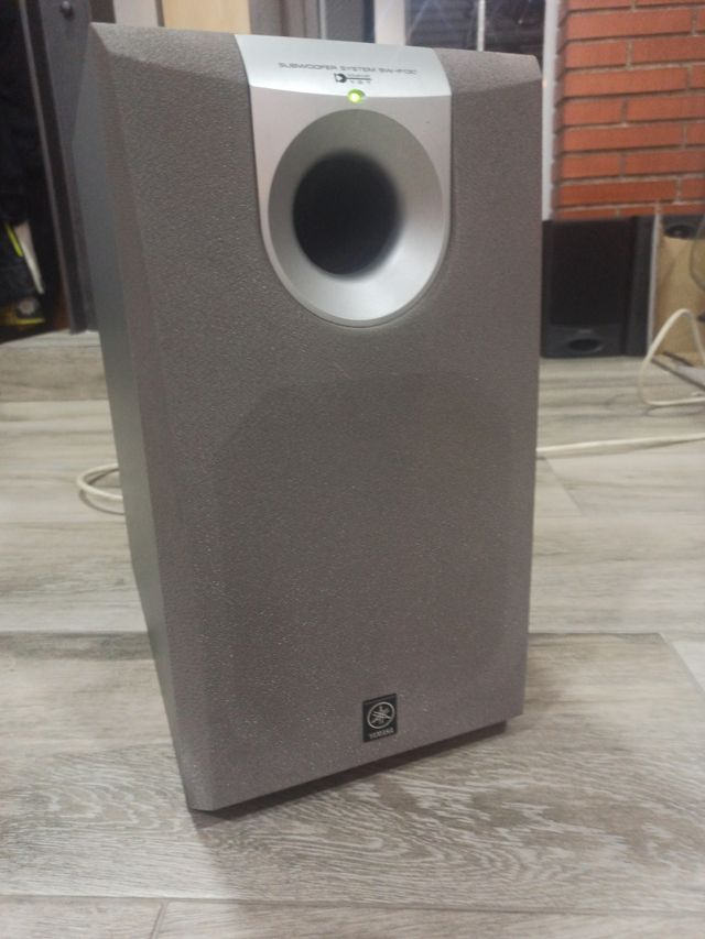 Subwoofer yamaha nuevo