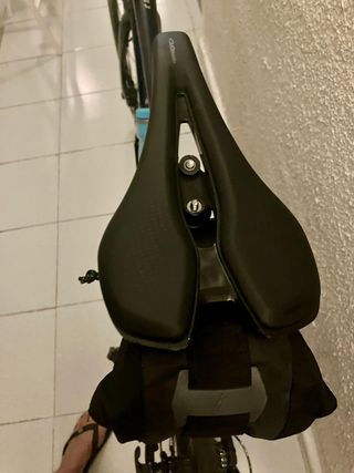 Bicicleta Giant Contend AR 1