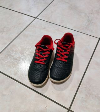 Scarpe calcio/rugby con tacchetti n.27