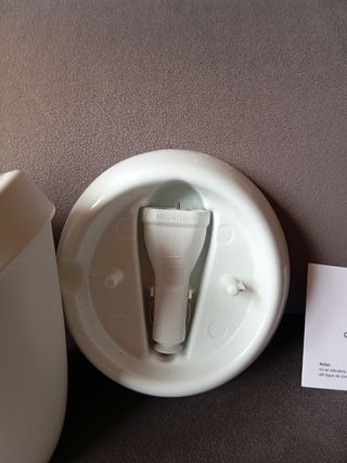 Calienta biberones de viaje coche-casa