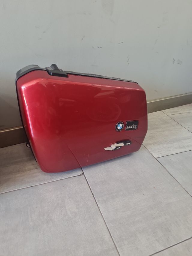 Maletas bmw.
