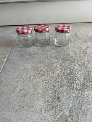 3 frascos cristal pequeños