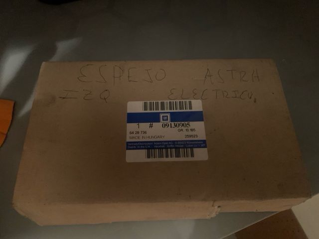 Retrovisor lateral para coche