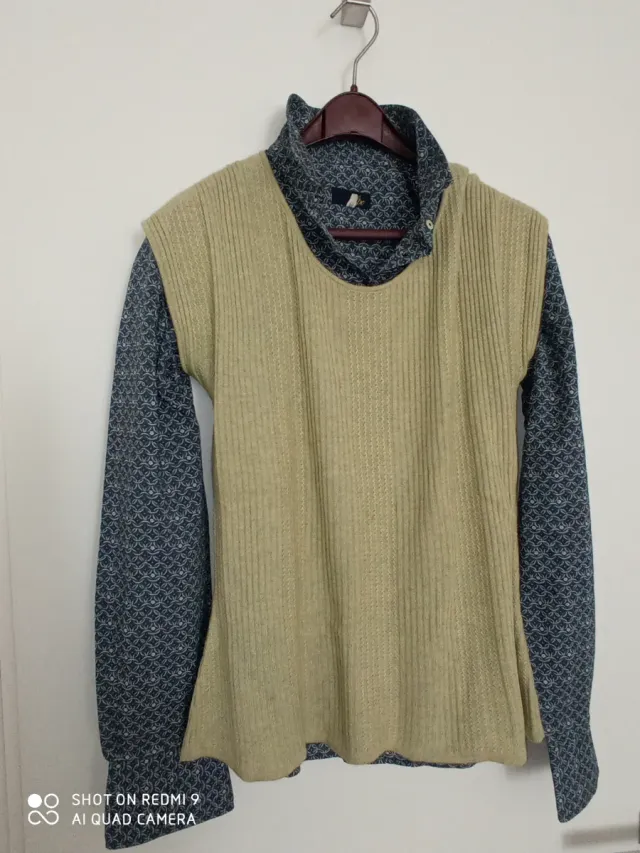 Maglioncino smanicato Davide Cenci