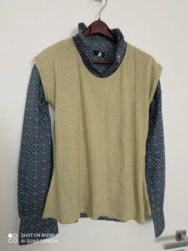 Maglioncino smanicato Davide Cenci