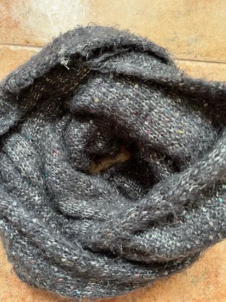 Cuello bufanda gris con brillos