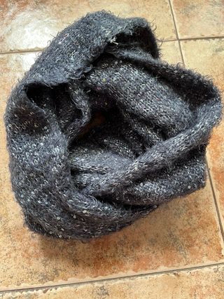 Cuello bufanda gris con brillos